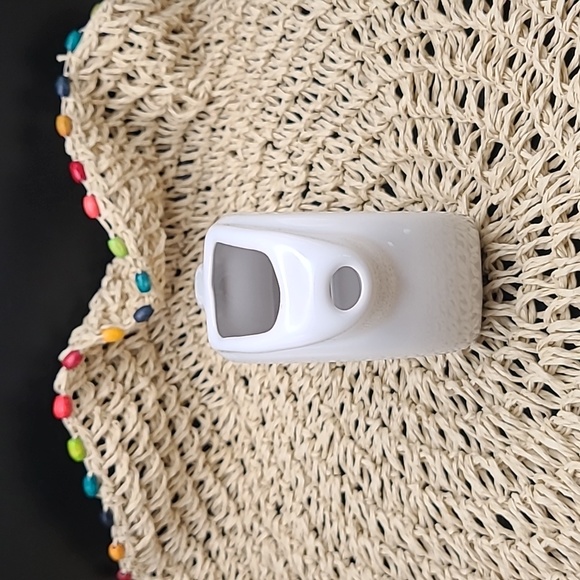 FIESTAWARE HLC Vintage White Mini Disc Pitcher 2012 Sticker Still Attached - Picture 3 of 5